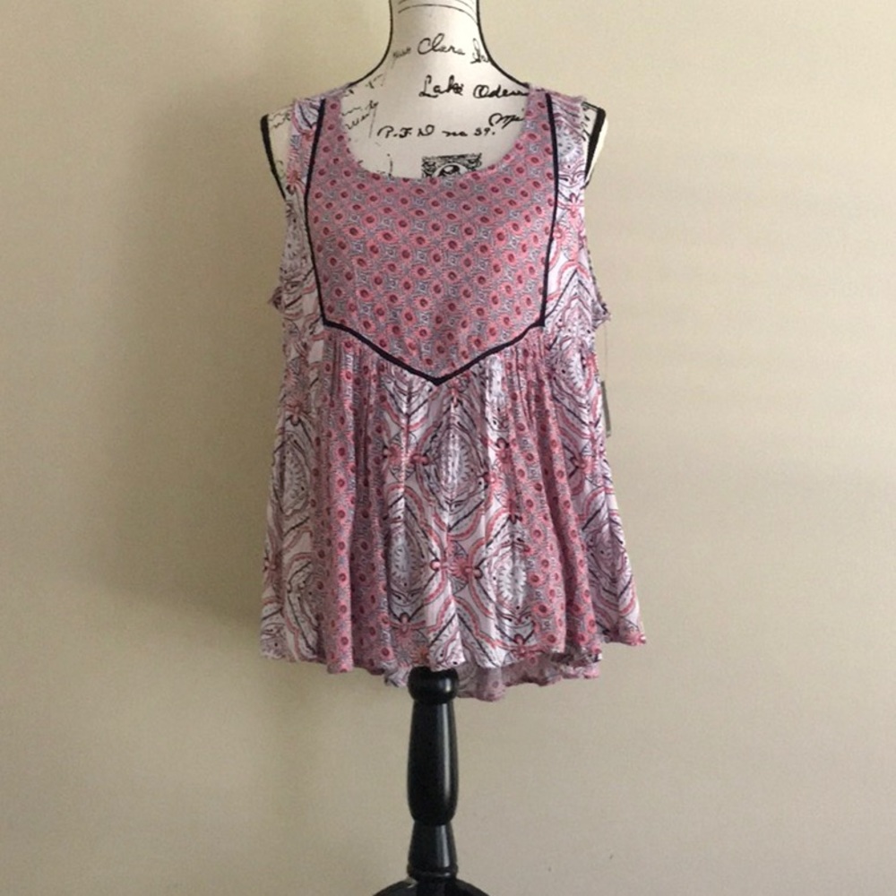 Crown&ivy sleeveless tunic